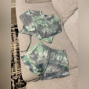 Sweater and shorts set